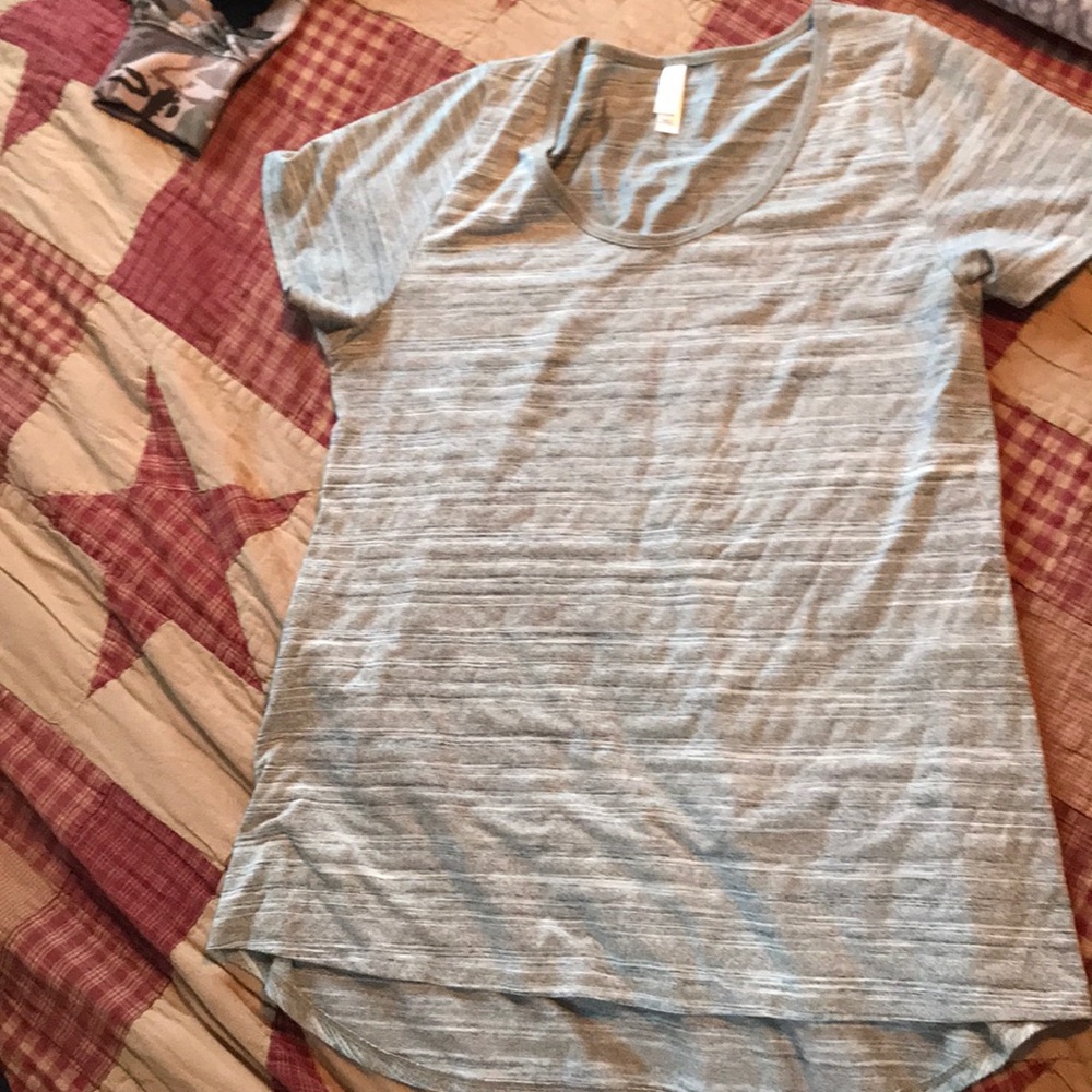 LulaRoe Perfect T